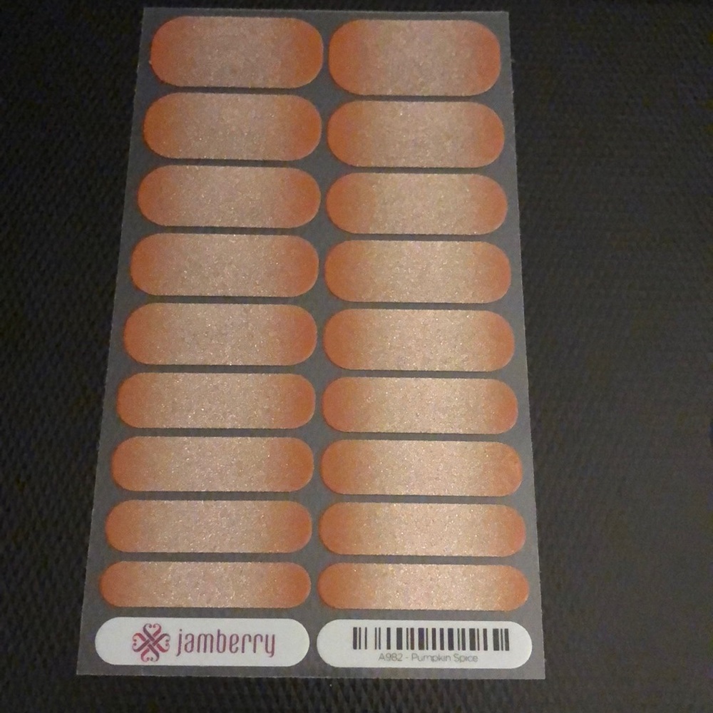 Jamberry full sheet, fall style “Pumpkin spice”